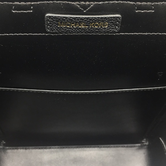 MICHAEL KORS HAYES MEDIUM BACKPACK BLACK LEATHER - Picture 11 of 16